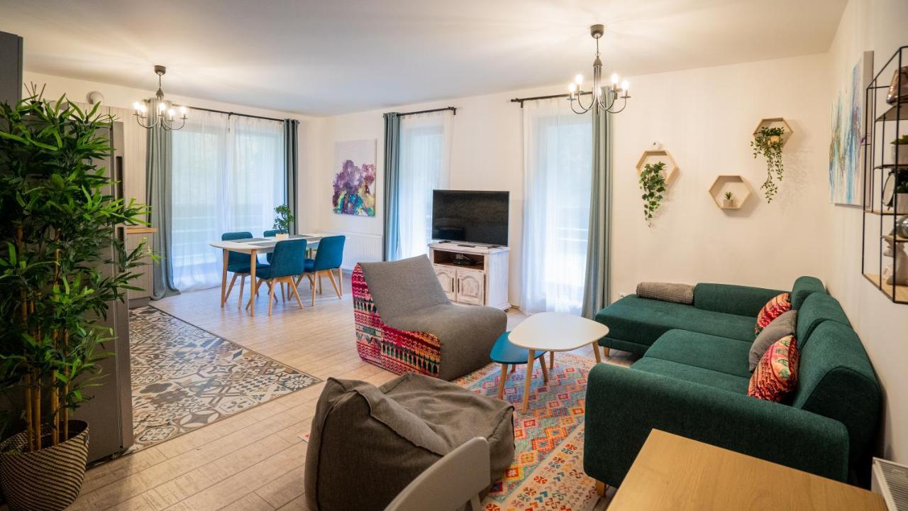 Family Treez Premium Apartments Пояна Брашов Екстериор снимка