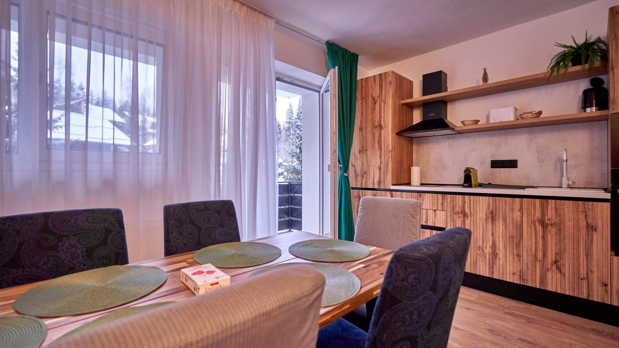Family Treez Premium Apartments Пояна Брашов Екстериор снимка